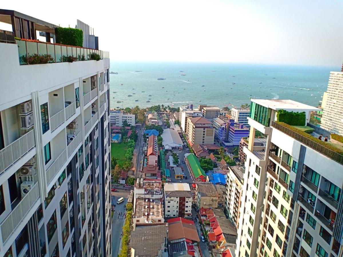 The Base Horizon Central Pattaya Eksteriør billede