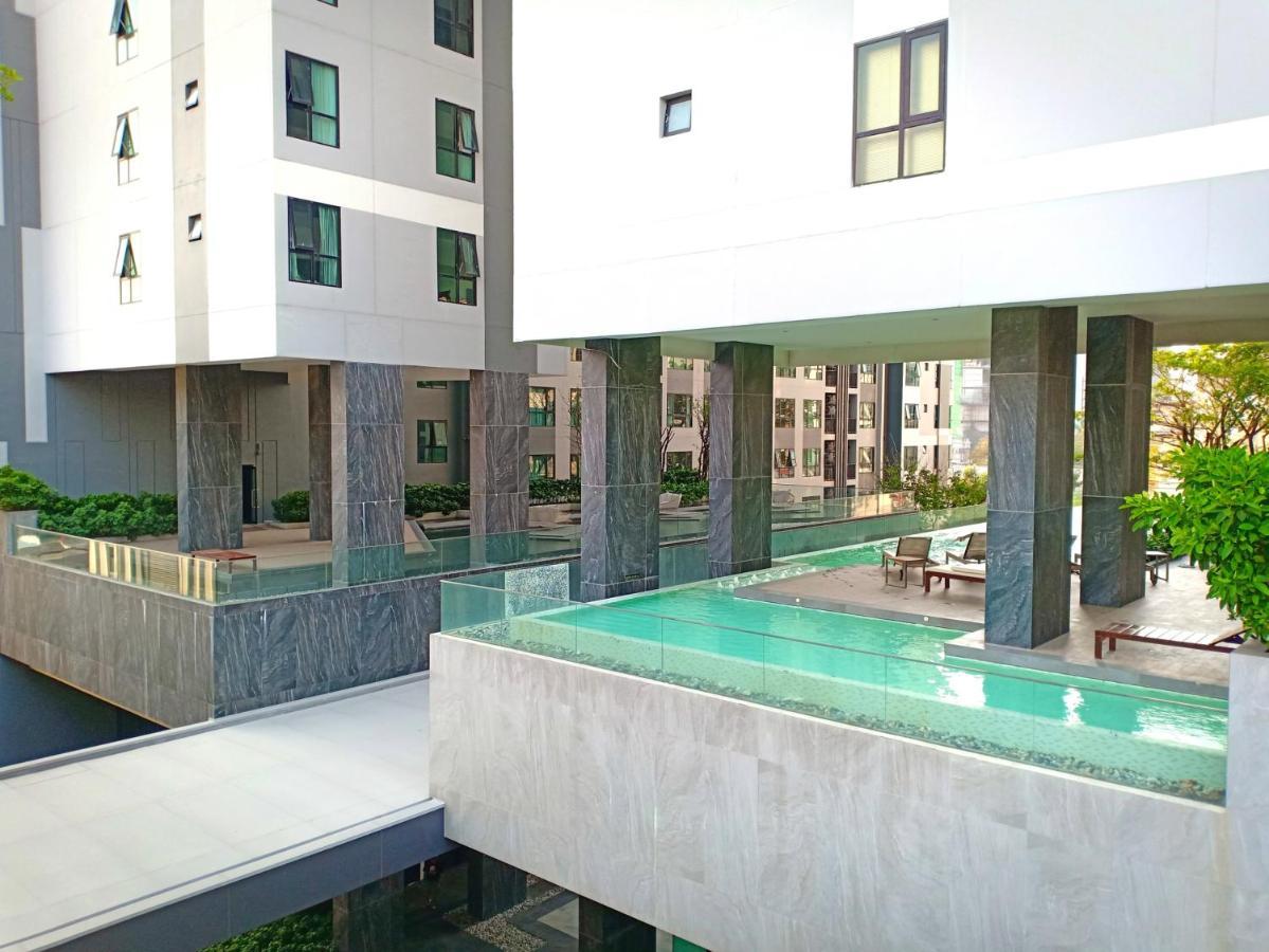 The Base Horizon Central Pattaya Eksteriør billede